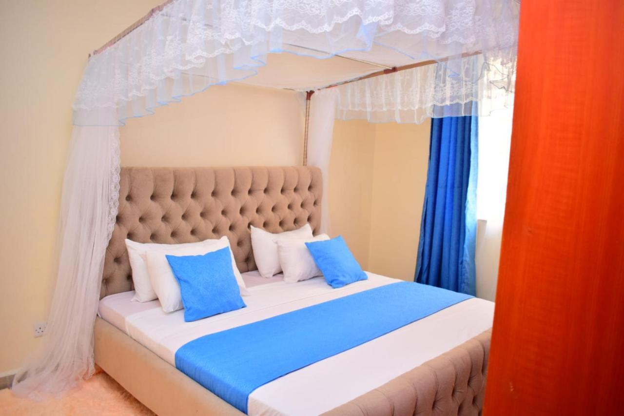 Great House Bnb Near Jkia ไนโรบี ภายนอก รูปภาพ