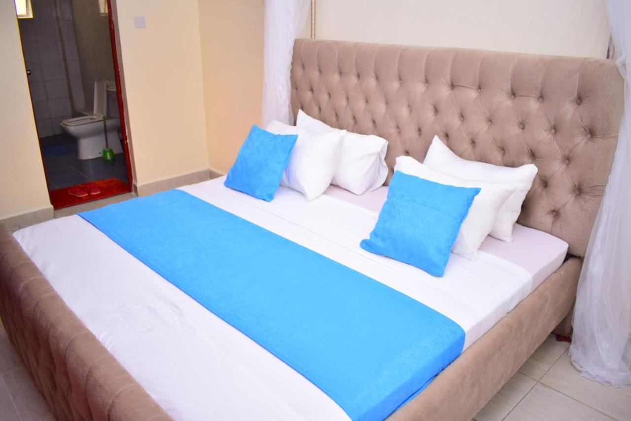 Great House Bnb Near Jkia ไนโรบี ภายนอก รูปภาพ
