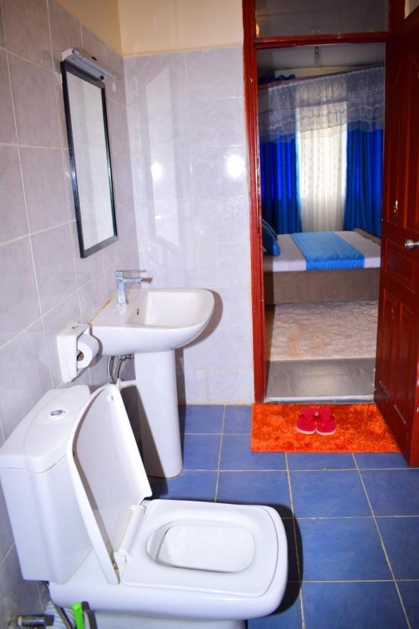 Great House Bnb Near Jkia ไนโรบี ภายนอก รูปภาพ