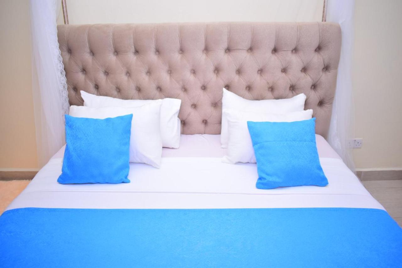 Great House Bnb Near Jkia ไนโรบี ภายนอก รูปภาพ