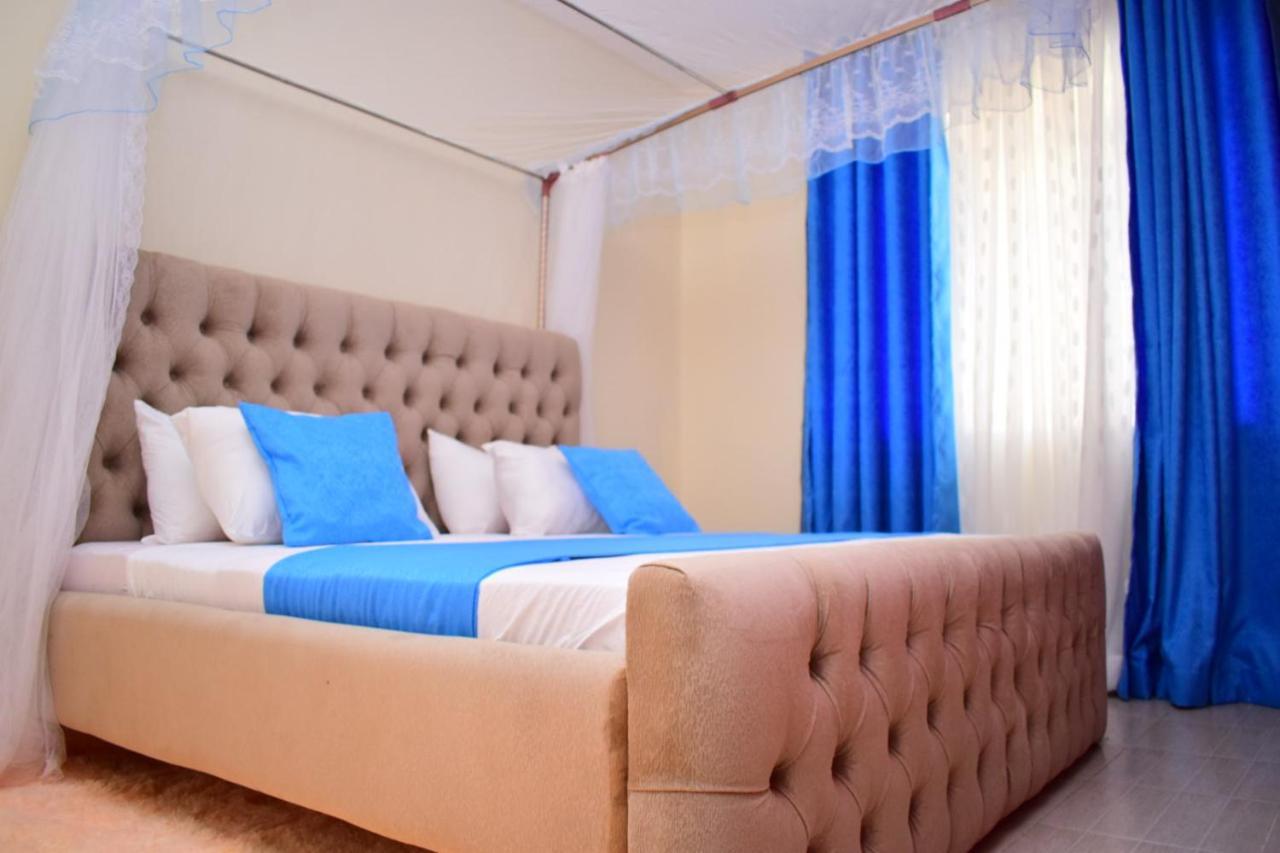 Great House Bnb Near Jkia ไนโรบี ภายนอก รูปภาพ