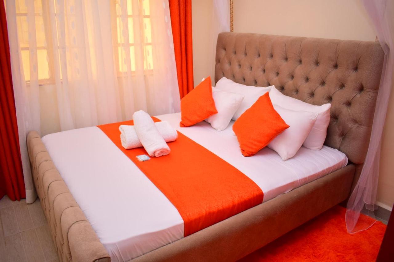 Great House Bnb Near Jkia ไนโรบี ภายนอก รูปภาพ